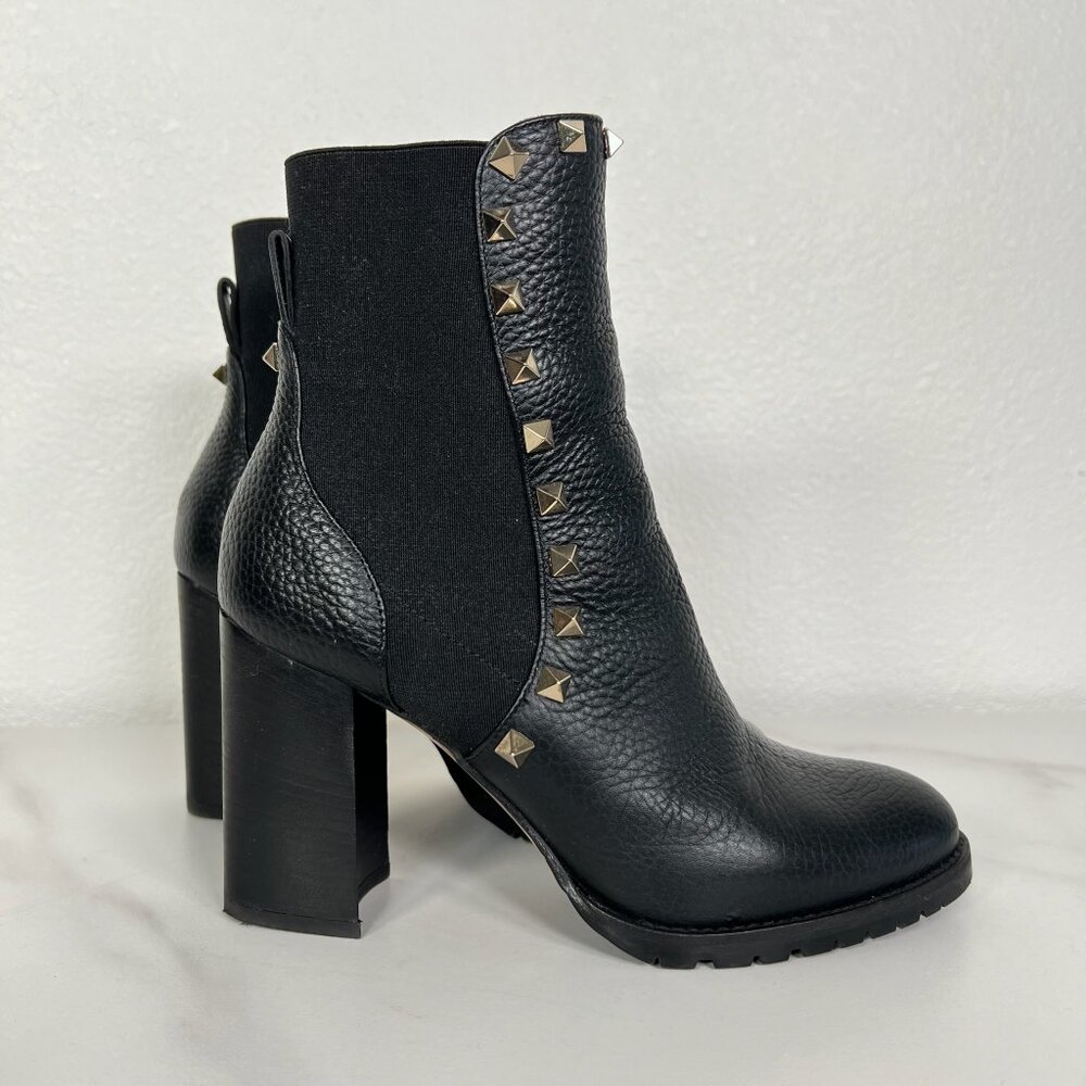 Valentino Garavani Black Rockstud Ankle Boots - Size 36